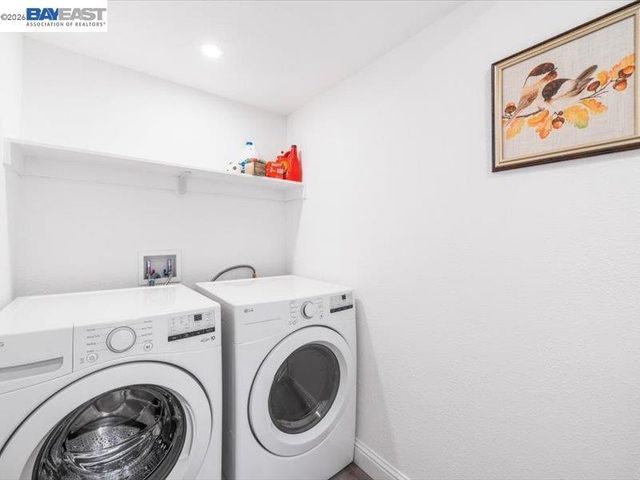 1556 Wagoner Dr, Livermore, CA 94550