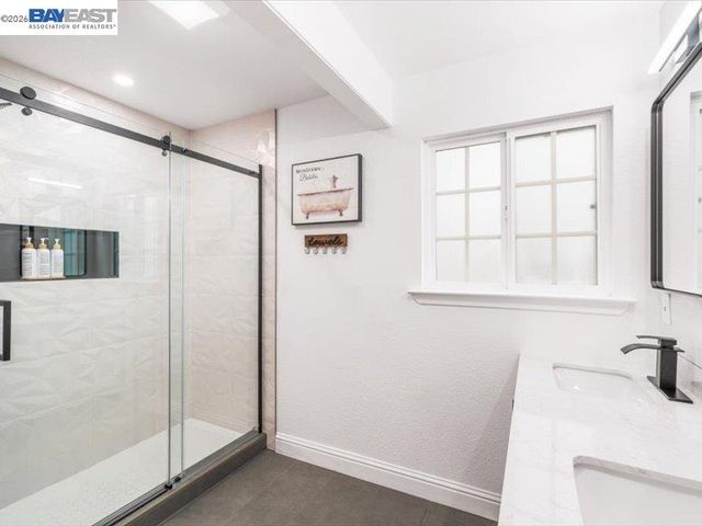 1556 Wagoner Dr, Livermore, CA 94550