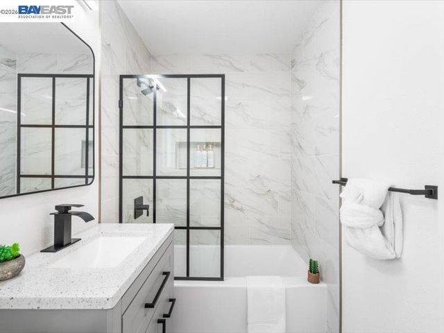 1556 Wagoner Dr, Livermore, CA 94550