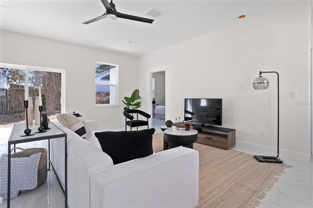 1566 OAK LANE, Casselberry, FL 32707