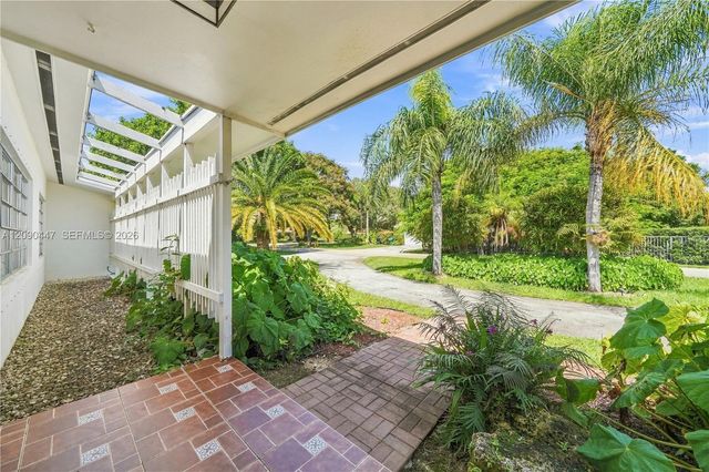 7420 SW 130th Street, Pinecrest, FL 33156