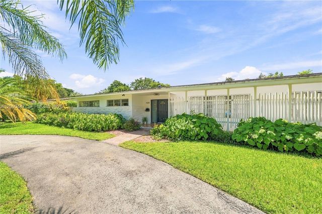 7420 SW 130th Street, Pinecrest, FL 33156