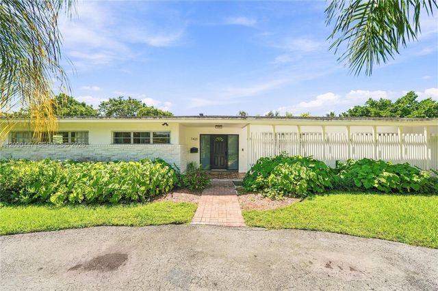 7420 SW 130th Street, Pinecrest, FL 33156