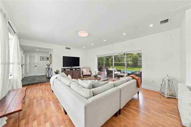 7420 SW 130th Street, Pinecrest, FL 33156