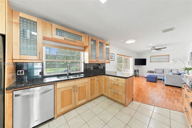 7420 SW 130th Street, Pinecrest, FL 33156