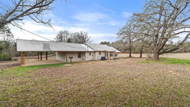 3897 County Road 3110, Atlanta, TX 75551