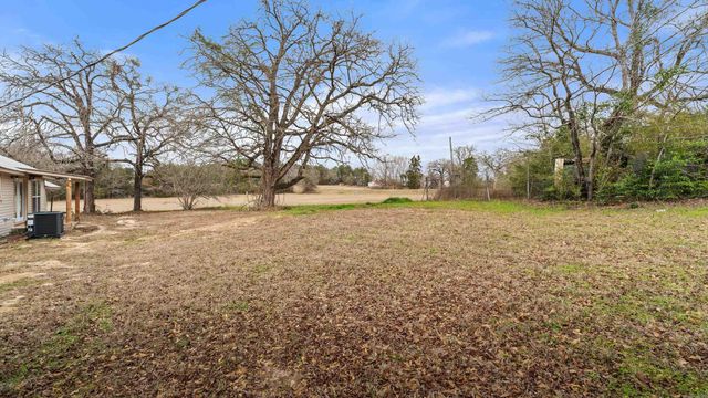 3897 County Road 3110, Atlanta, TX 75551