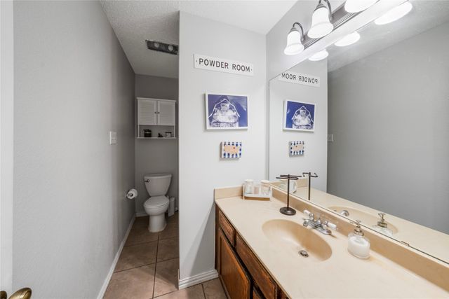 6404 Peggy Drive, Fort Worth, TX 76133