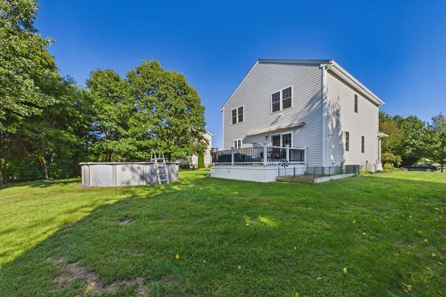 32 Welcome St, Fairhaven, MA 02719
