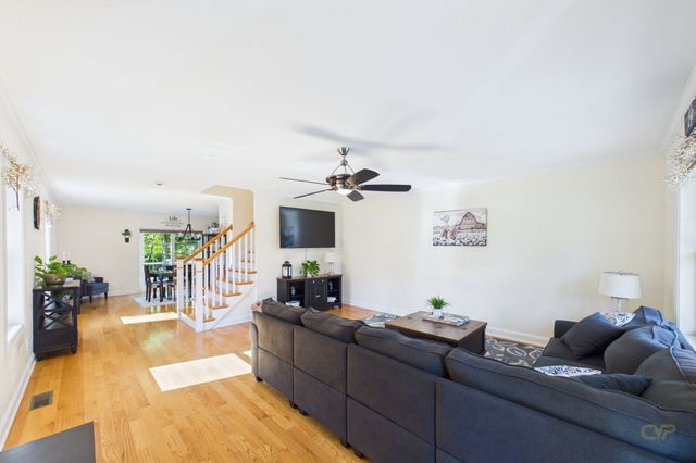 32 Welcome St, Fairhaven, MA 02719