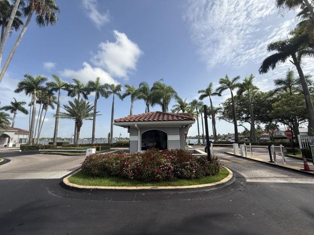 14666 SW 132nd Court, Miami, FL 33186