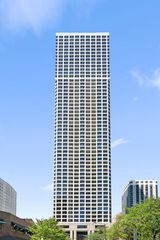 1030 N State Street 27C, Chicago, IL 60610
