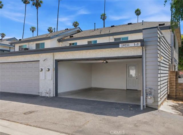 19231 Sherman Way 1, Reseda, CA 91335