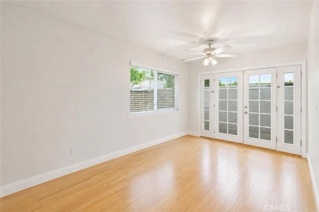 19231 Sherman Way 1, Reseda, CA 91335
