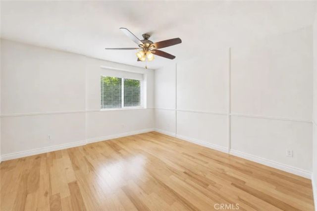 19231 Sherman Way 1, Reseda, CA 91335