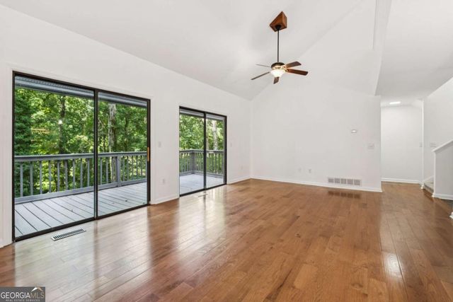 5623 High Harbor Point, Gainesville, GA 30504