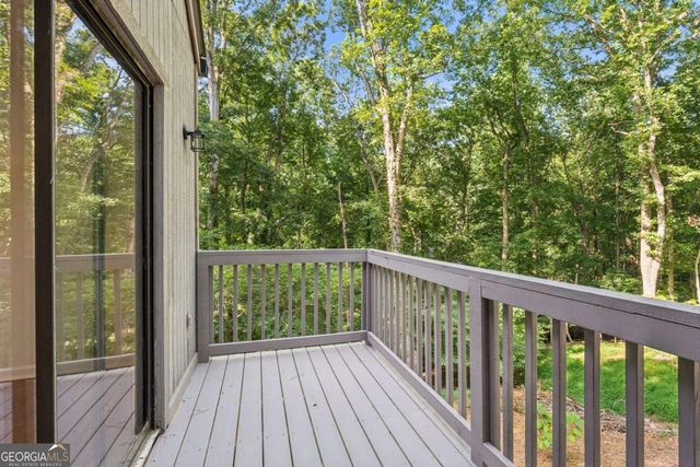 5623 High Harbor Point, Gainesville, GA 30504