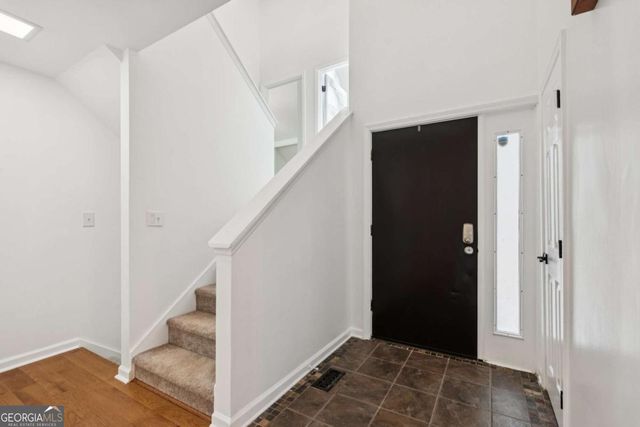 5623 High Harbor Point, Gainesville, GA 30504