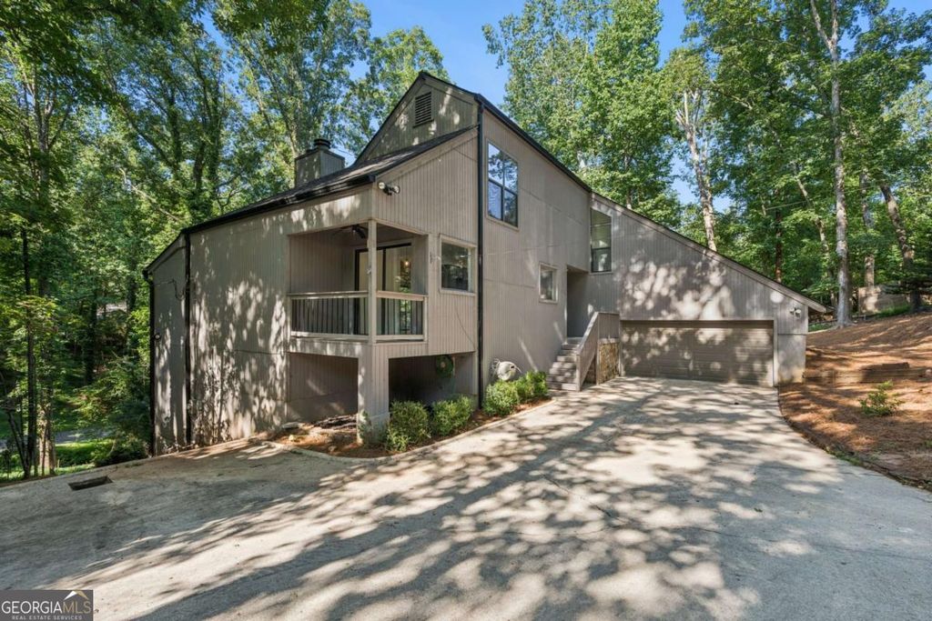 5623 High Harbor Point, Gainesville, GA 30504