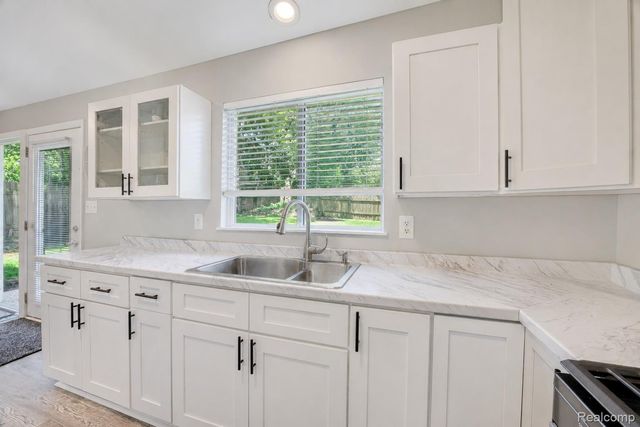 4165 Highcrest Drive, Genoa Township, MI 48116
