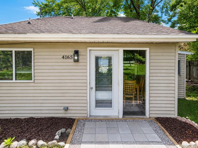 4165 Highcrest Drive, Genoa Township, MI 48116