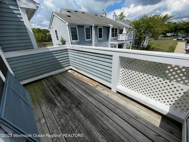134 Cypress Court, Howell, NJ 07731