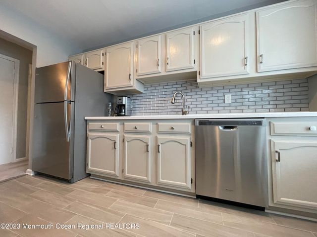 134 Cypress Court, Howell, NJ 07731
