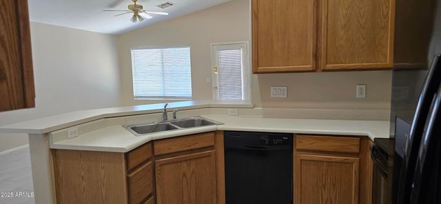 8139 W MARY ANN Drive, Peoria, AZ 85382