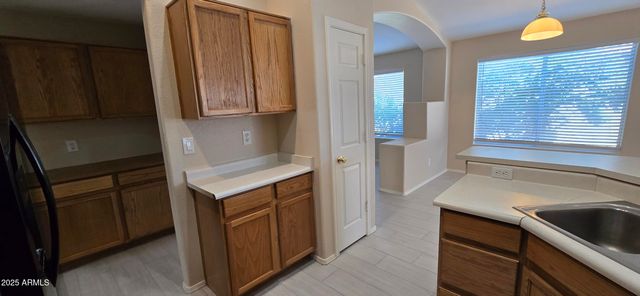 8139 W MARY ANN Drive, Peoria, AZ 85382