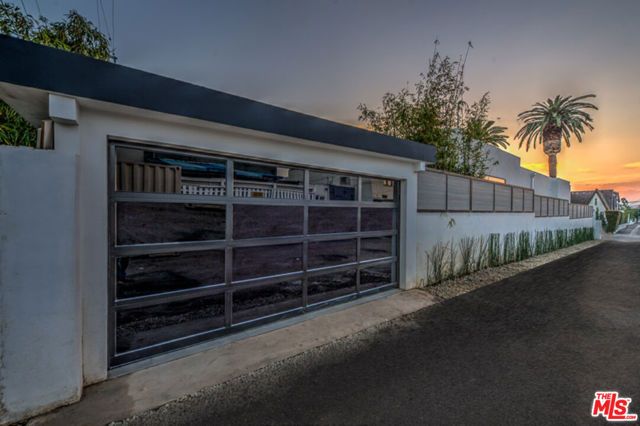 658 N Edinburgh Avenue, Los Angeles, CA 90048