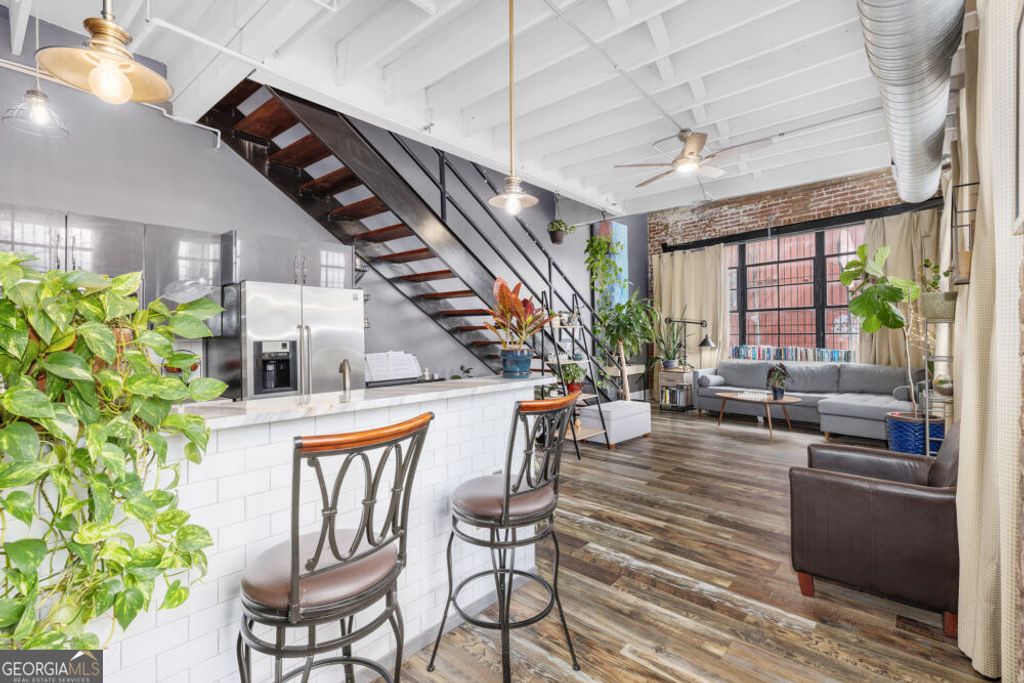 158 Walker Street SW 1, Atlanta, GA 30313 — exterior