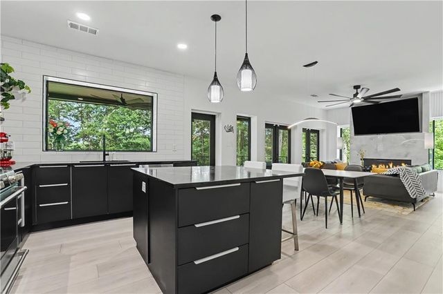 293 N Century Drive, Martin, GA 30557