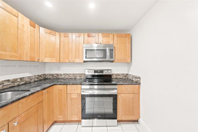 4384 NW 9th Avenue 191D, Deerfield Beach, FL 33064