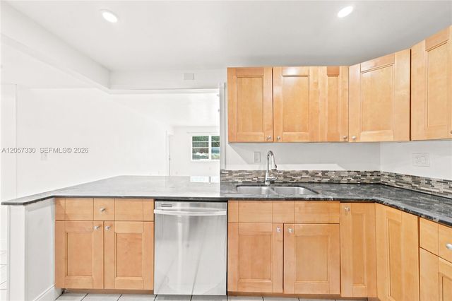 4384 NW 9th Avenue 191D, Deerfield Beach, FL 33064