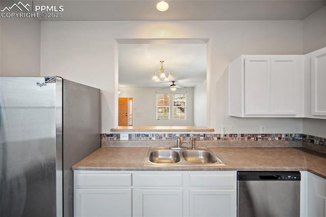 2683 Squaw Creek Heights, Colorado Springs, CO 80910