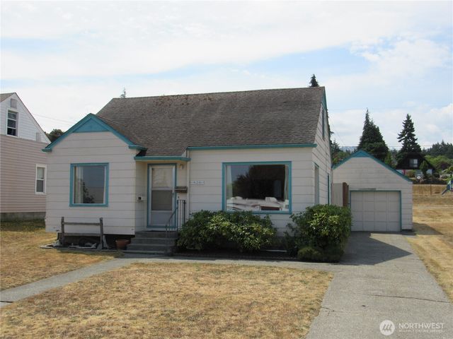 928 E 7th Street, Port Angeles, WA 98362