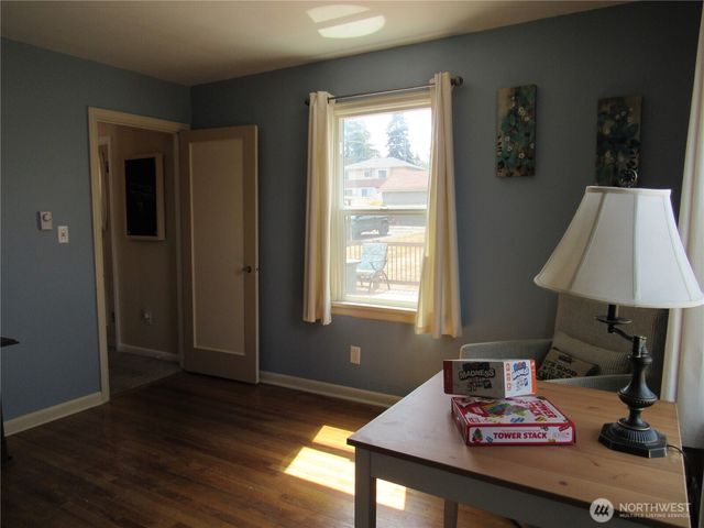 928 E 7th Street, Port Angeles, WA 98362