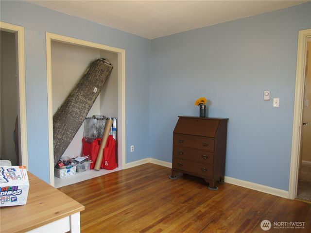 928 E 7th Street, Port Angeles, WA 98362