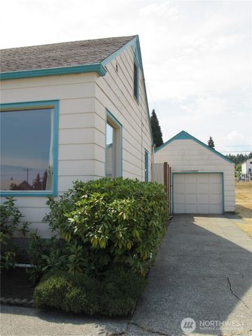 928 E 7th Street, Port Angeles, WA 98362