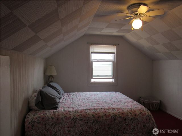 928 E 7th Street, Port Angeles, WA 98362