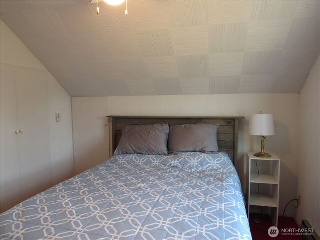 928 E 7th Street, Port Angeles, WA 98362