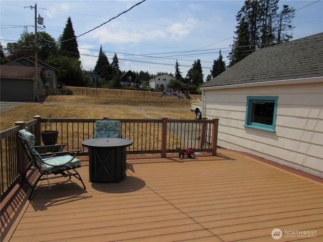 928 E 7th Street, Port Angeles, WA 98362