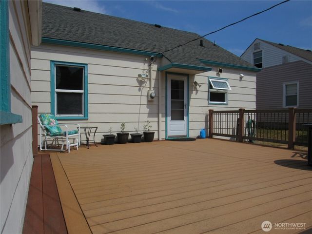 928 E 7th Street, Port Angeles, WA 98362