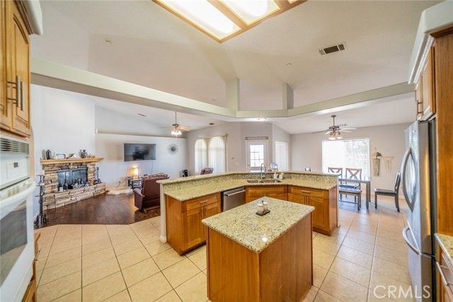 8225 Ailanthus Street, Phelan, CA 92371