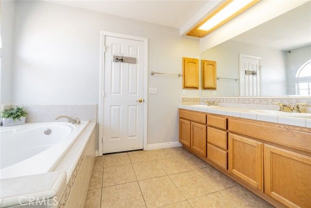 8225 Ailanthus Street, Phelan, CA 92371