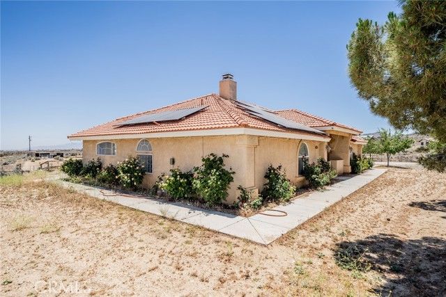 8225 Ailanthus Street, Phelan, CA 92371