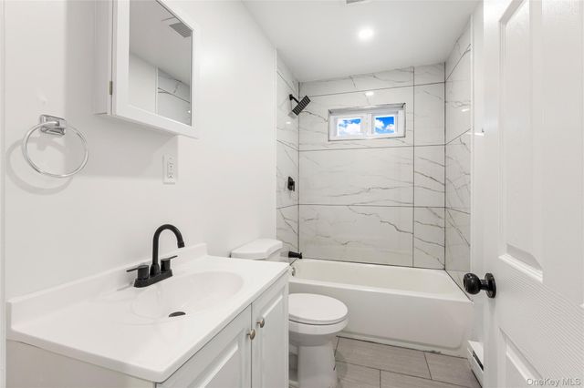 818 Meade Avenue, Bellport, NY 11713