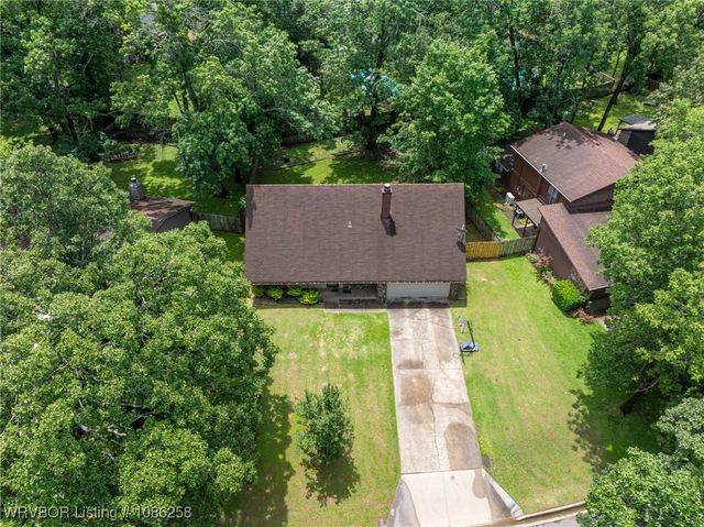 3232 Edinburgh Drive, Fort Smith, AR 72908