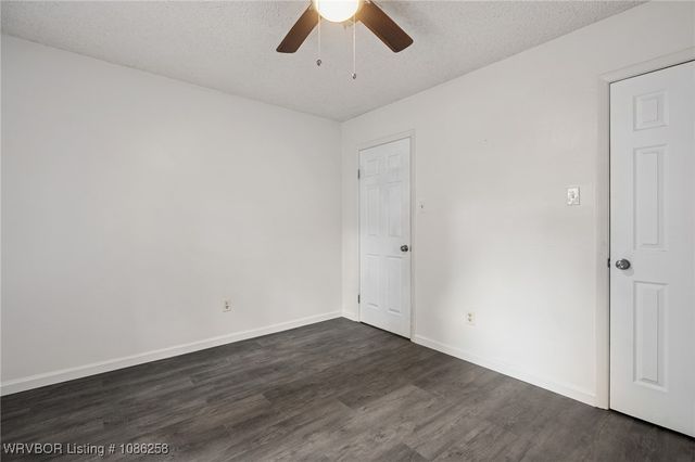 3232 Edinburgh Drive, Fort Smith, AR 72908