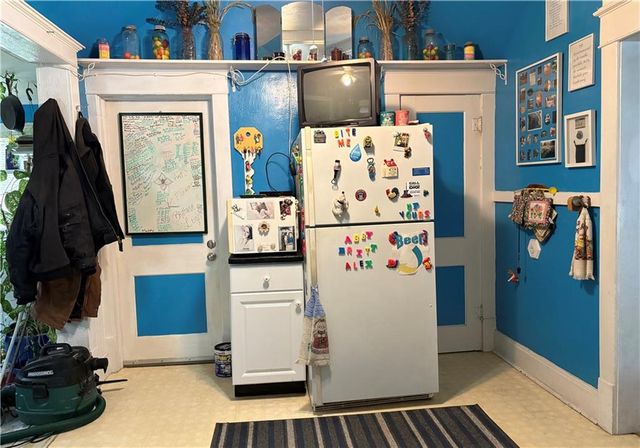 507 W Hale Street, Spring Hill, KS 66083